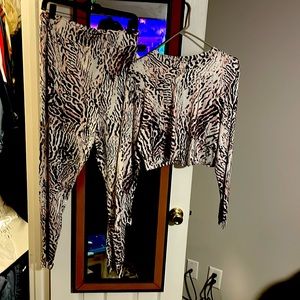 2 piece workout set by Shein